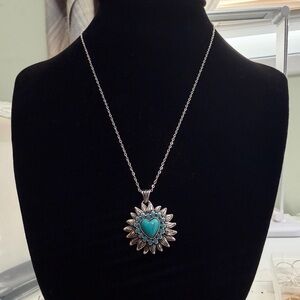 NEW Western Style Turquoise Heart Sunburst Pendant Necklace - Womens Jewelry
